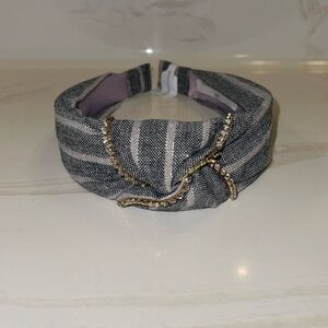 Very cute Anthropologie headband